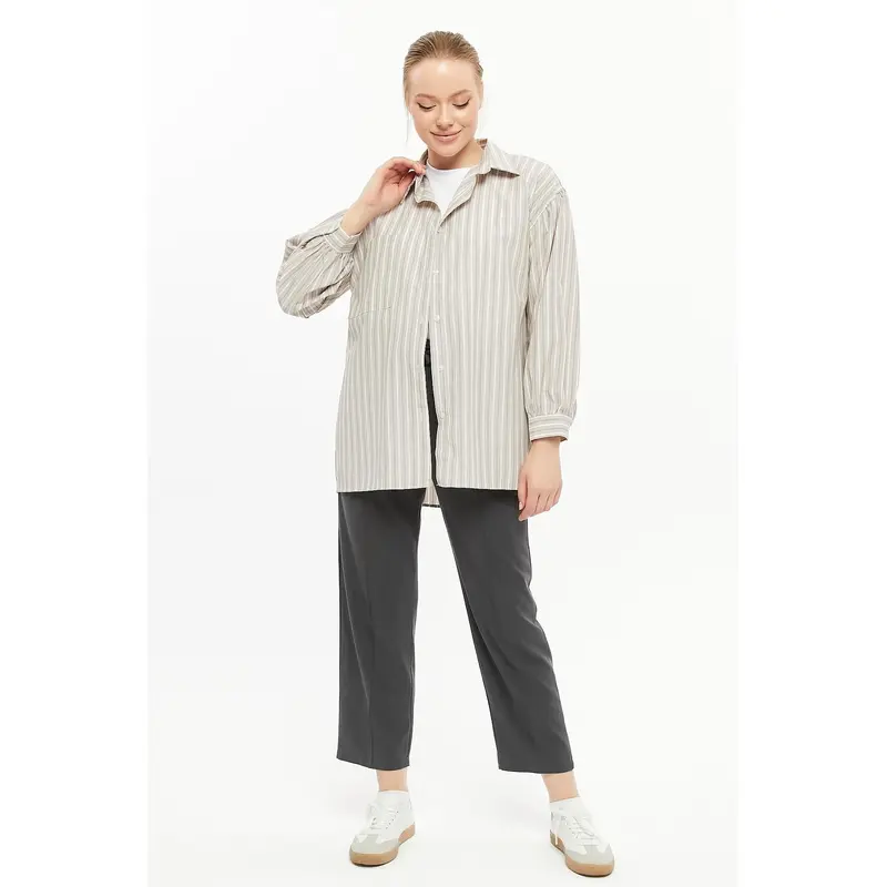 24020 Women's Oversize Balloon Sleeve Shirt Mink