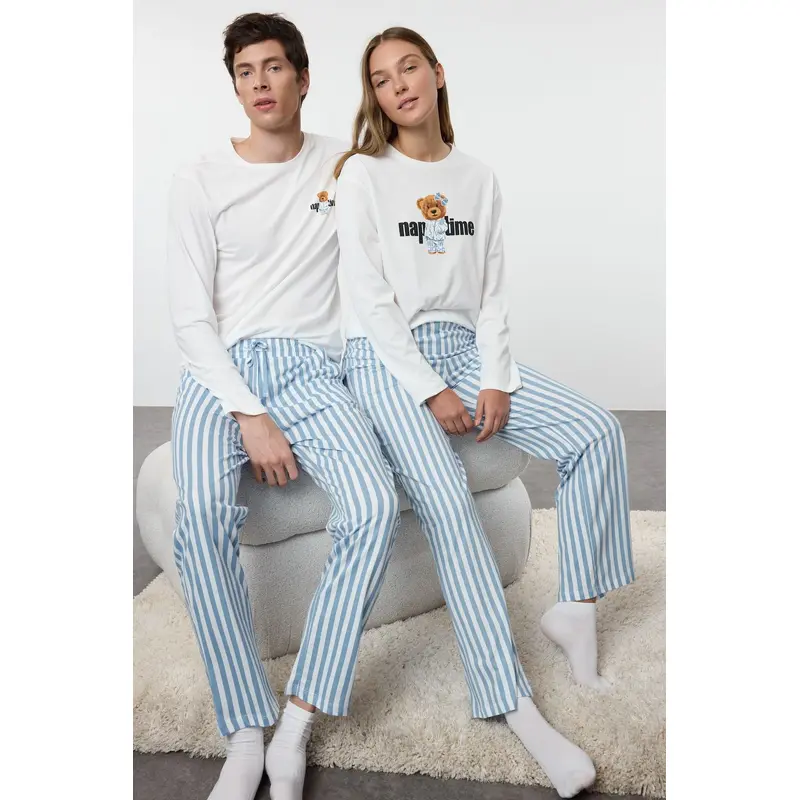 Women's Striped Long Lounge/home Regular Pajama Set