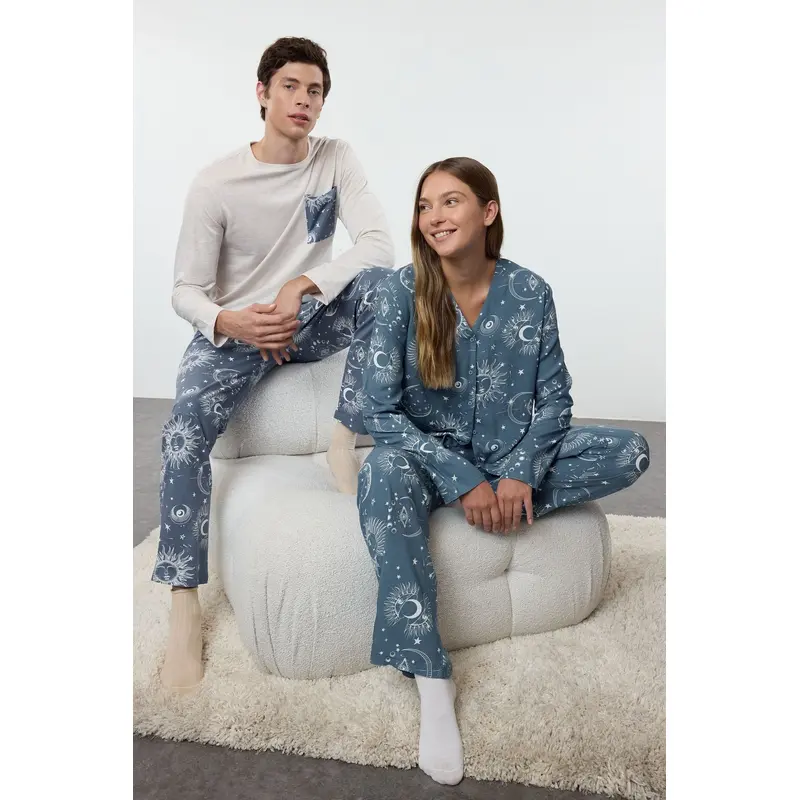 Women's Galaxy Long Lounge/home Regular Pajama Set