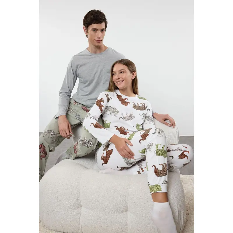 Man Men's Animals Long Lounge/home Regular Pajama Set