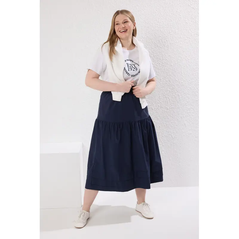 Curve Women's Navy Blue Plain Midi A-Line Regular Plus Size Skirt