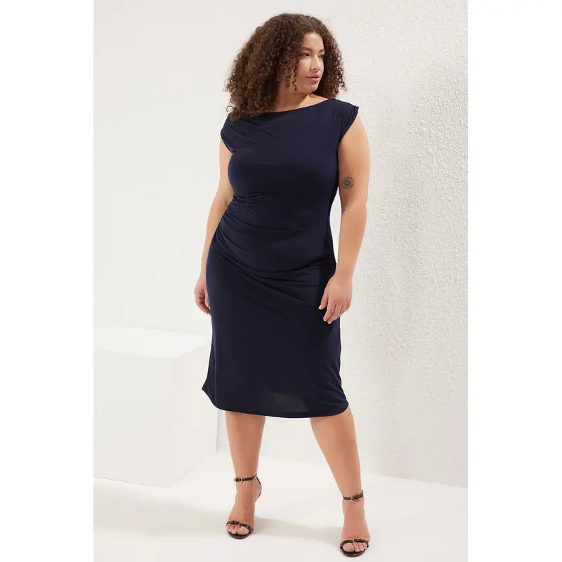 Curve Women's Navy Blue Plain Midi Sleeveless Casual Slim Plus Size Dress