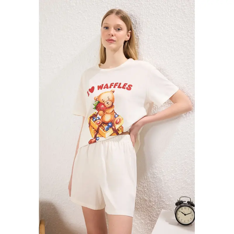 Women's 2 Pack Ecru Animals Short Lounge/home Oversized Pajama Set