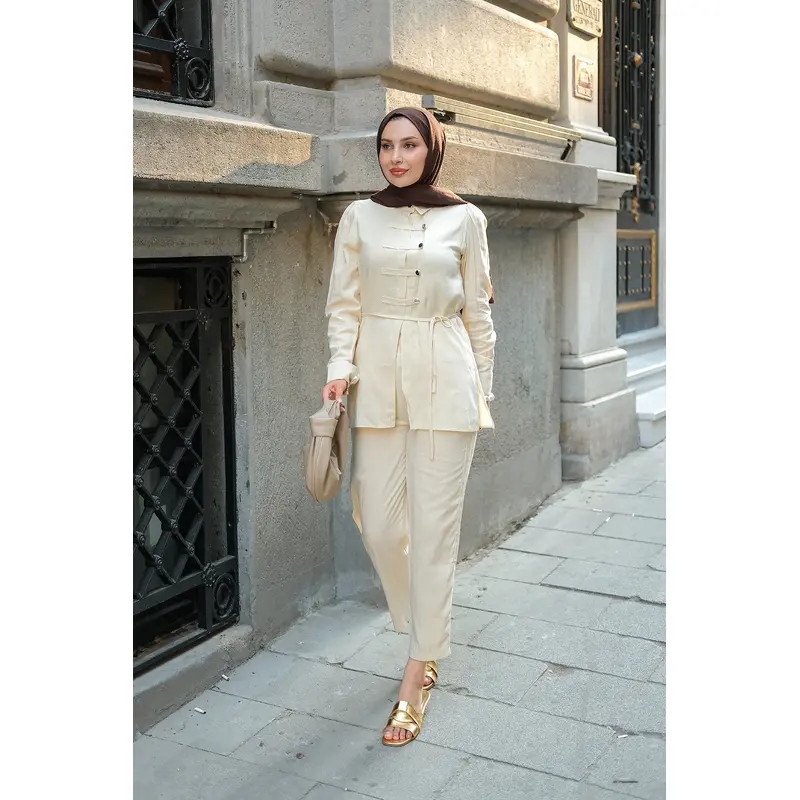 Button Detailed Suit Beige
